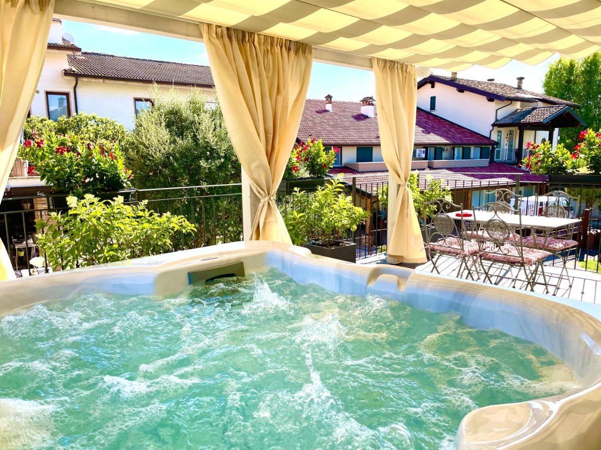 Apartamento Dimora Di Charme Peschiera Del Garda Exterior foto