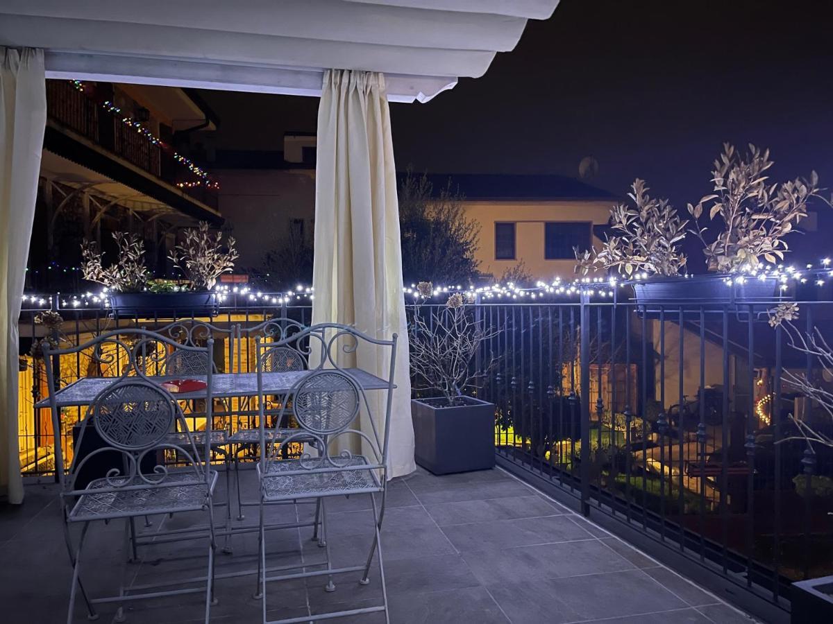 Apartamento Dimora Di Charme Peschiera Del Garda Exterior foto