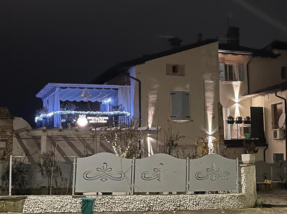 Apartamento Dimora Di Charme Peschiera Del Garda Exterior foto