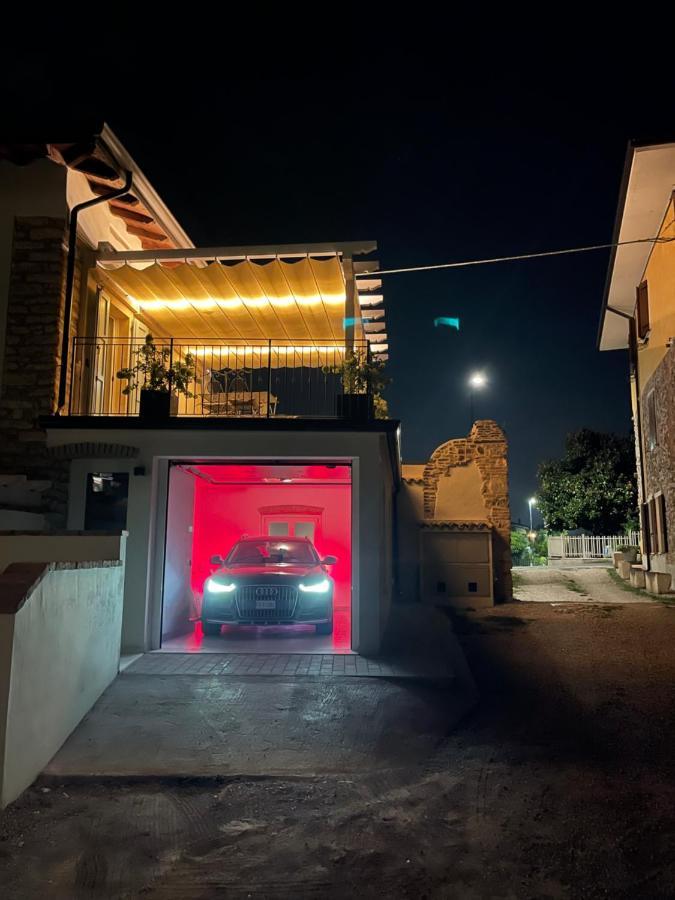Apartamento Dimora Di Charme Peschiera Del Garda Exterior foto