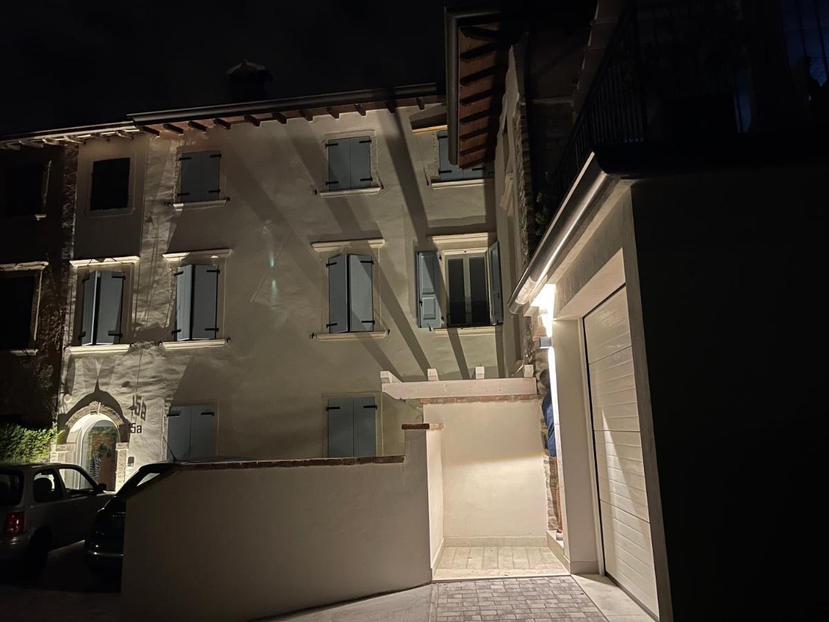 Apartamento Dimora Di Charme Peschiera Del Garda Exterior foto