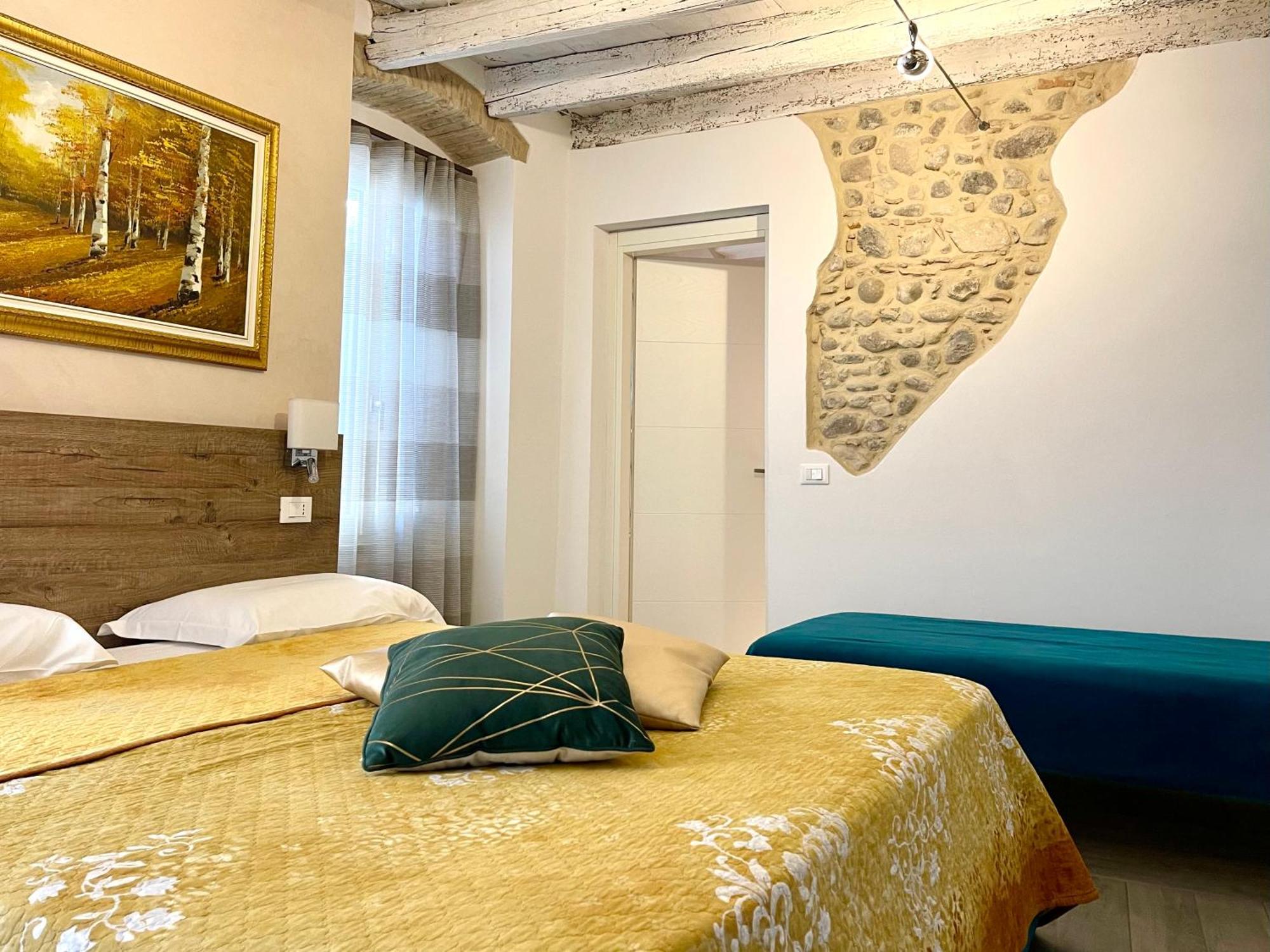 Apartamento Dimora Di Charme Peschiera Del Garda Exterior foto